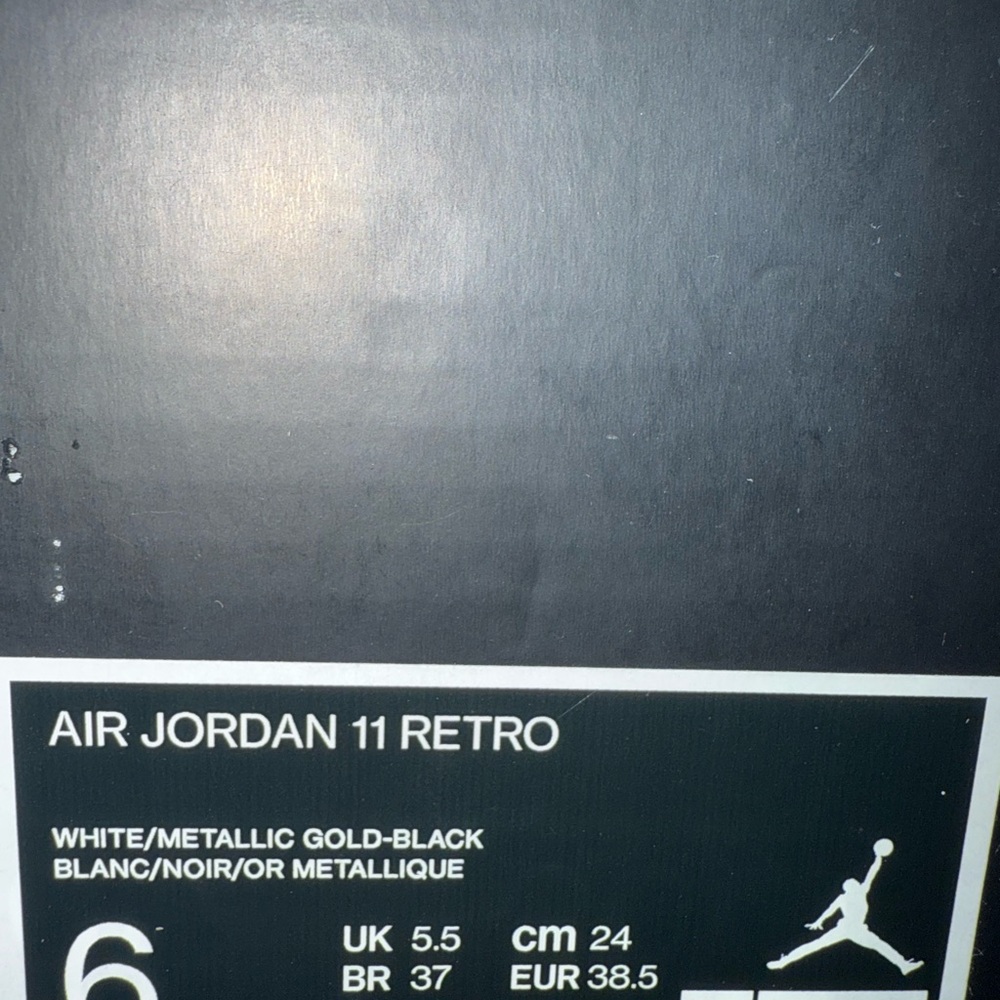 Air Jordan 11 Retro Sneakers